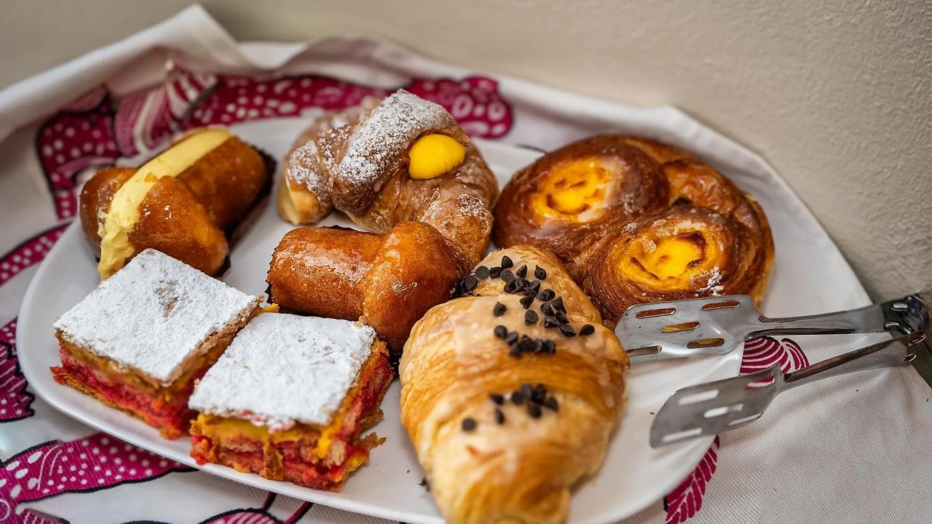 B&B Il Giardino Dei Poeti And Apartaments Lucca Bed and breakfast