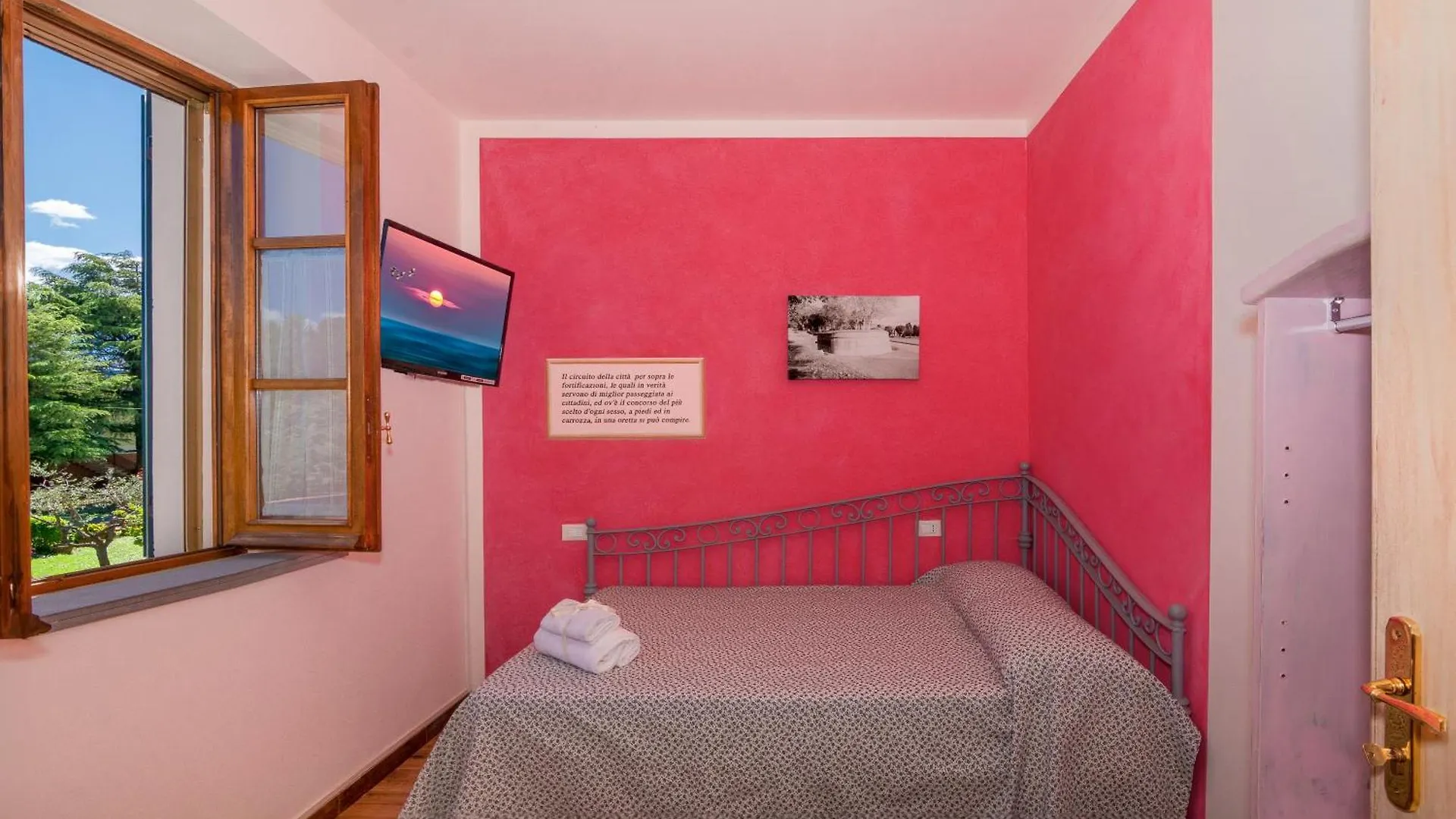 B&B Il Giardino Dei Poeti And Apartaments Lucca