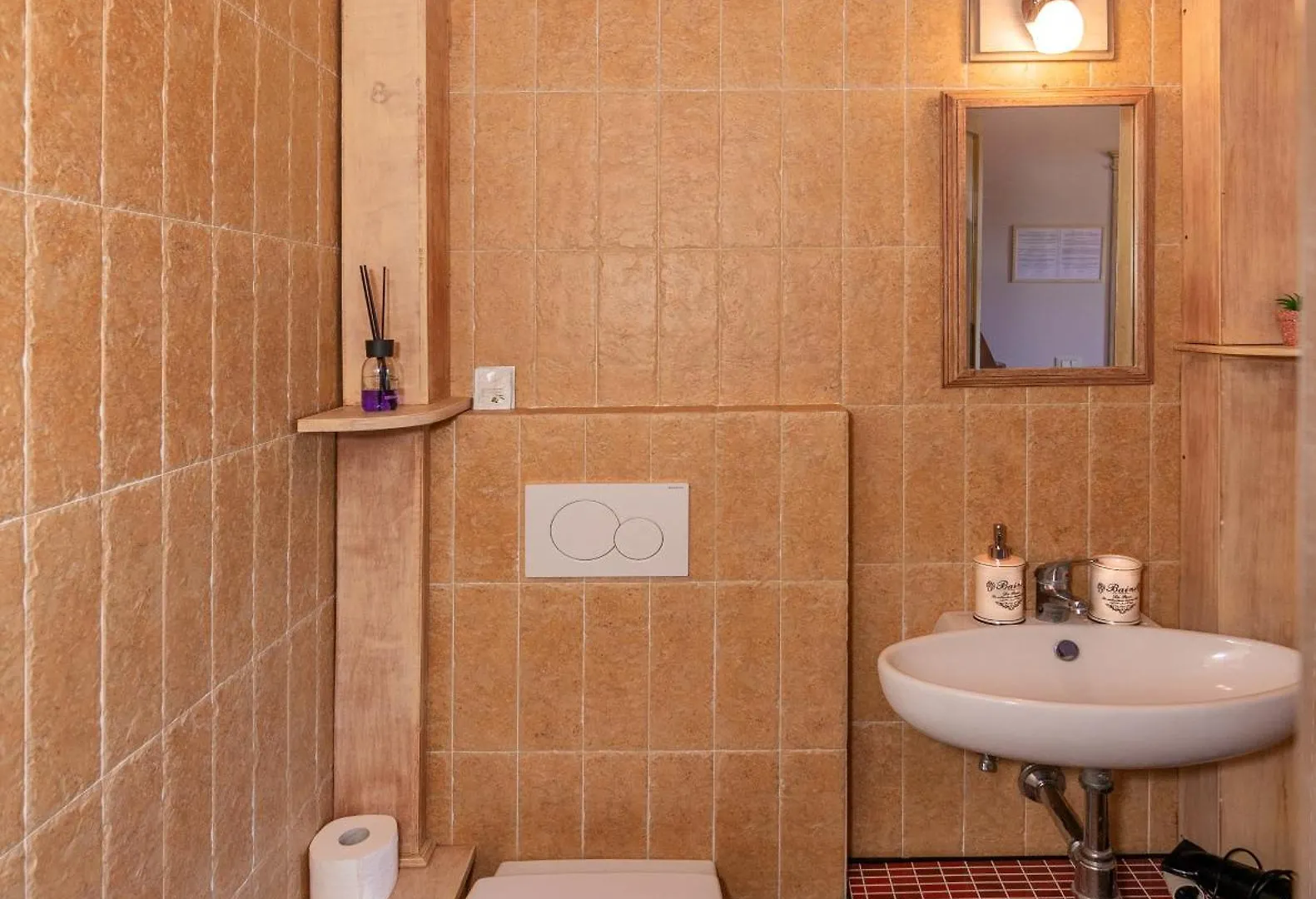 B&B Il Giardino Dei Poeti And Apartaments Lucca Bed & Breakfast