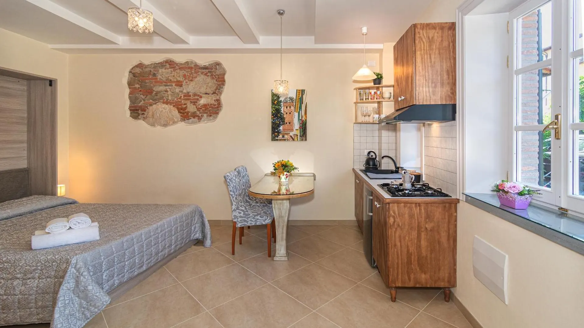 B&B Il Giardino Dei Poeti And Apartaments Lucca Bed & Breakfast