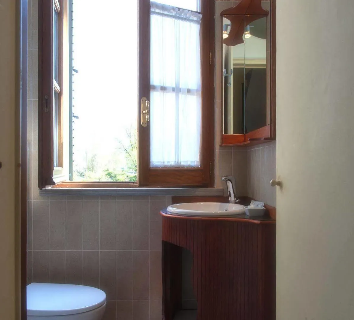 Bed & Breakfast B&B Il Giardino Dei Poeti And Apartaments Lucca